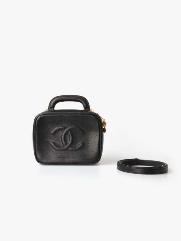 Chanel vintage vanity bag in black grained leather