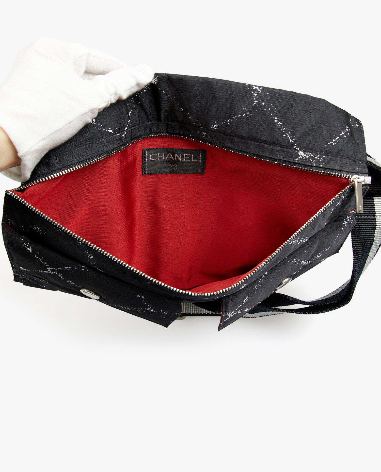 Chanel black canvas belt bag - Image 4