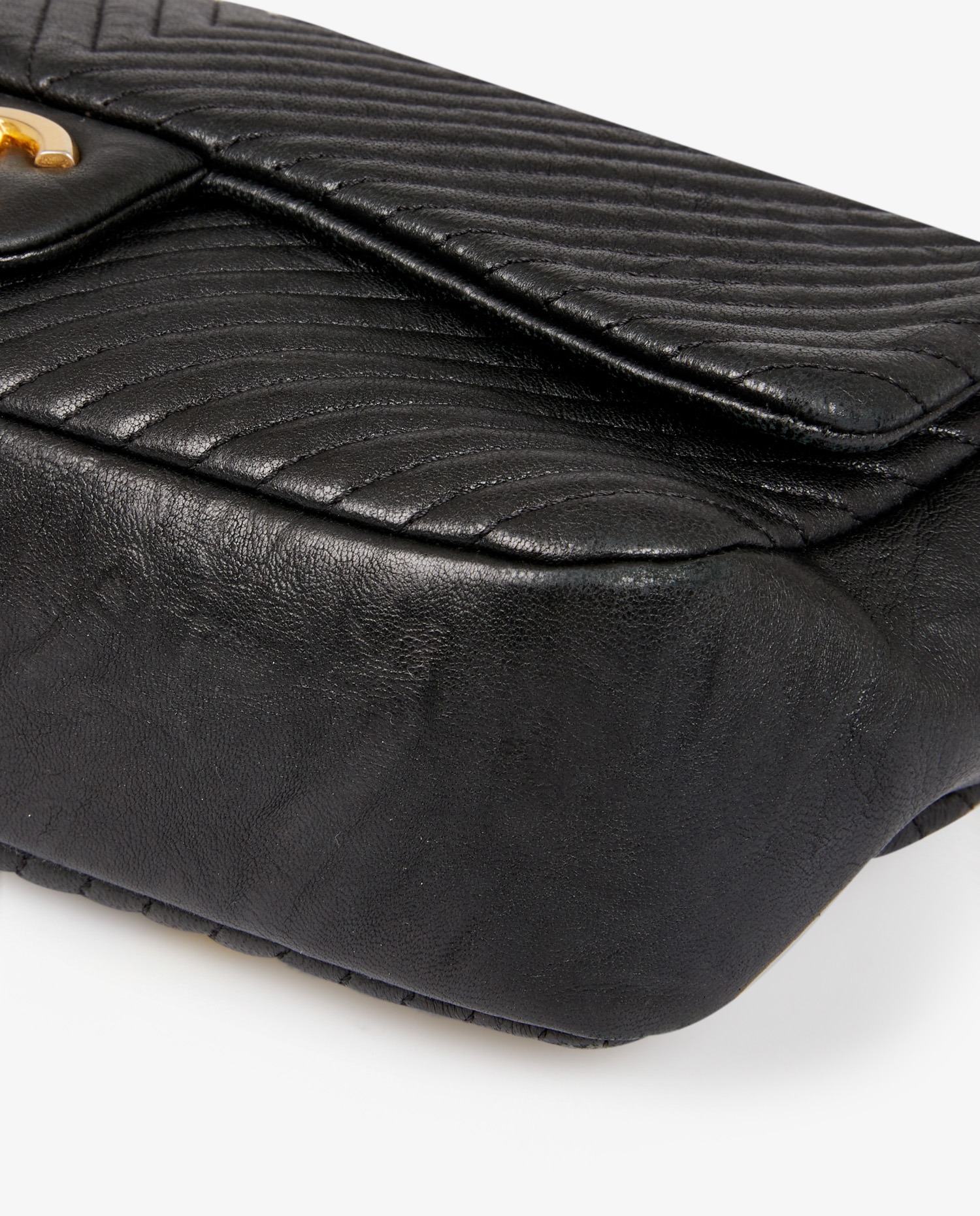 Chanel black chevron bag - Image 4