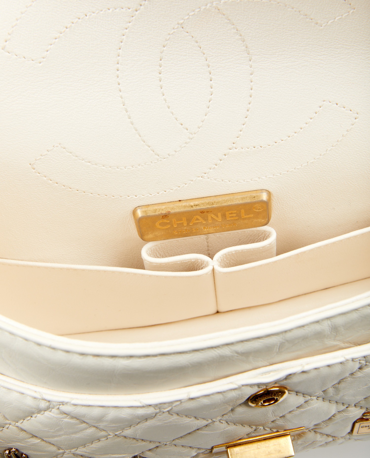 2.55 Chanel lucky charms – Image 7