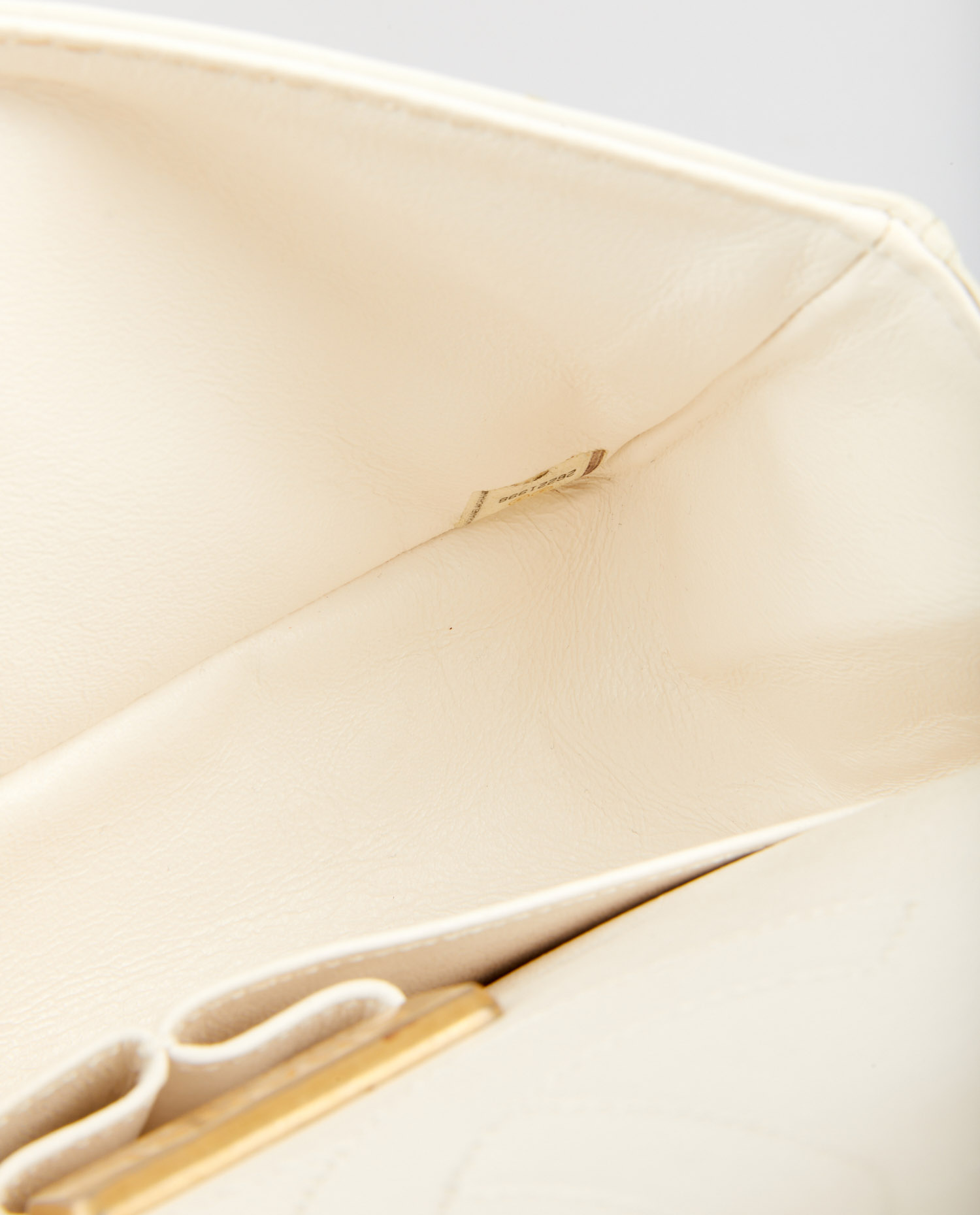 2.55 Chanel lucky charms – Image 9