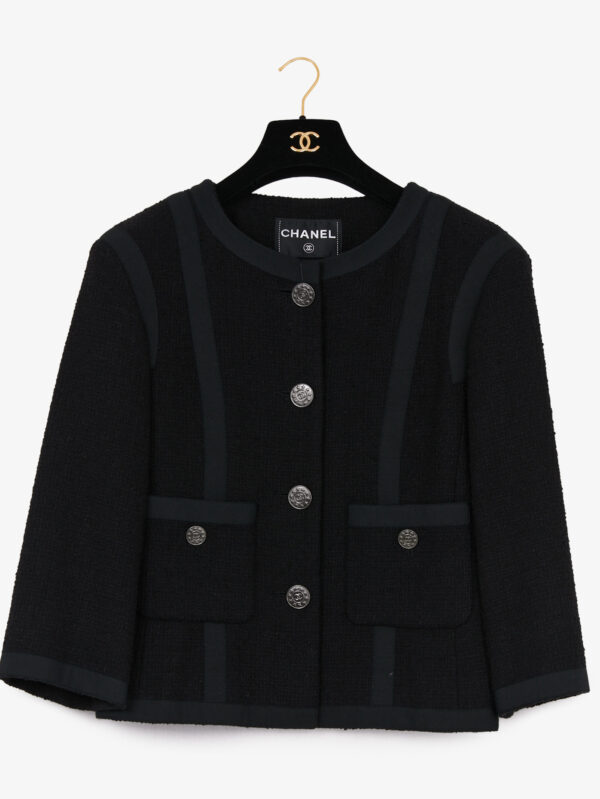 Petite veste noire Chanel tweed noir