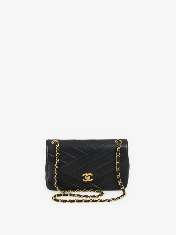 Sac Chanel vintage cuir noir à bandoulière