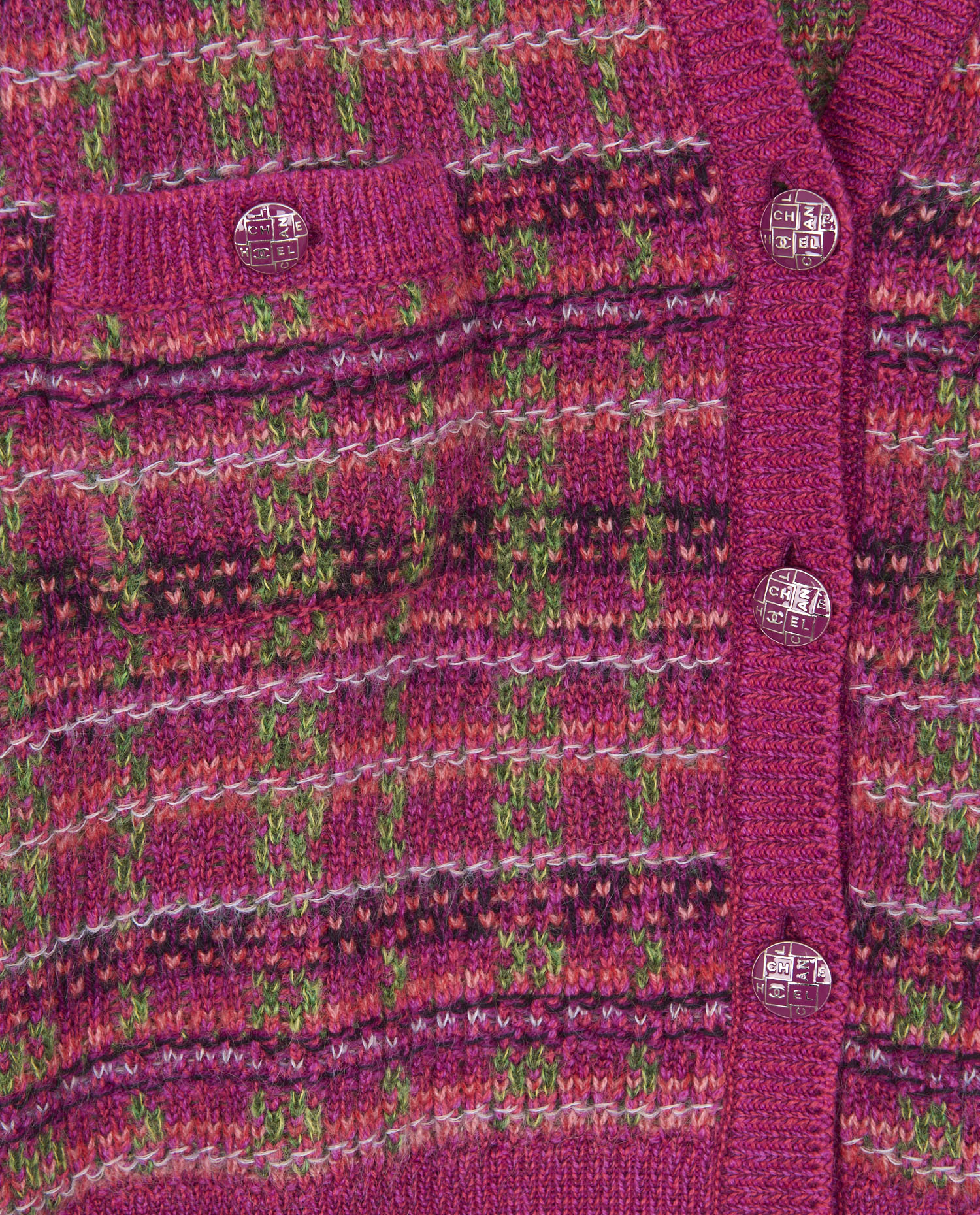 Chanel pink cashmere cardigan - Image 5
